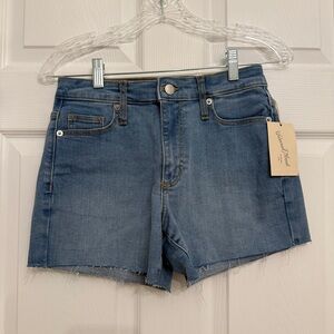 {Universal Thread} Medium Wash High Rise 4 Inch Inseam Midi Denim Jean Short| 26